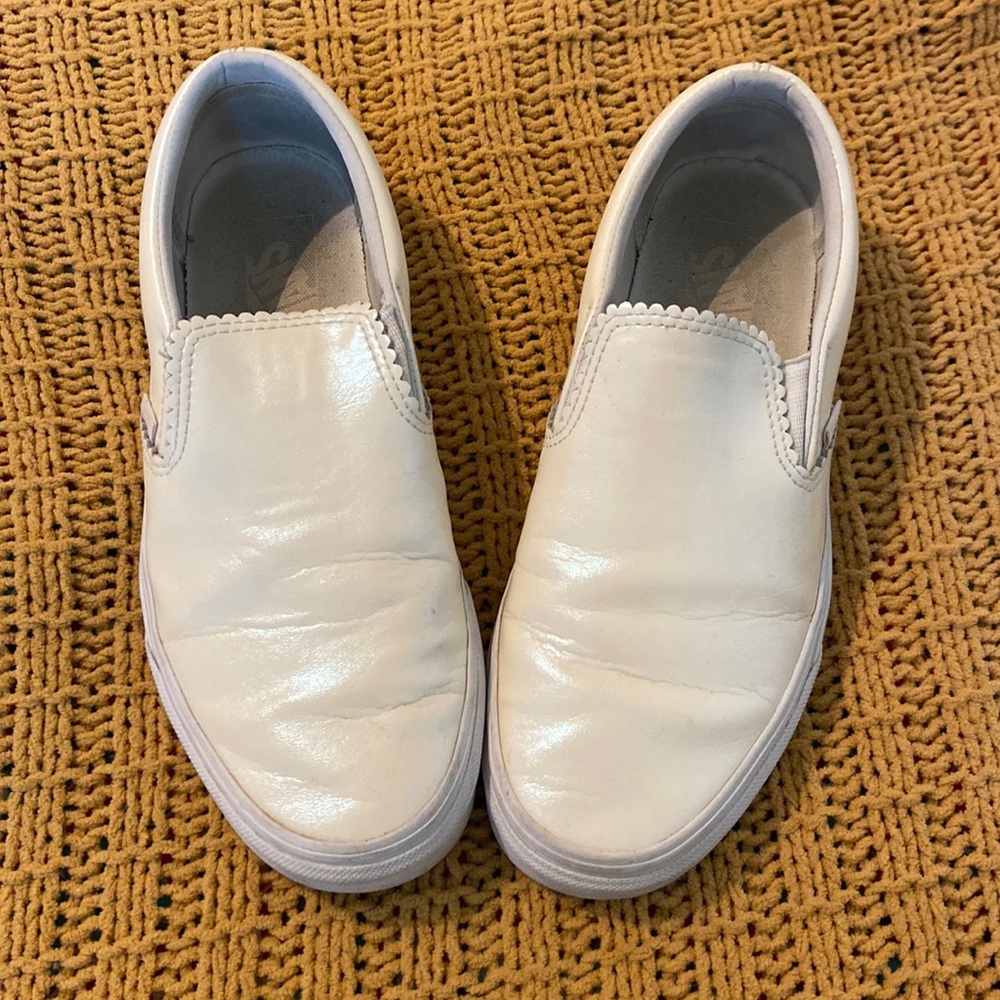Cream shimmer slid on vans